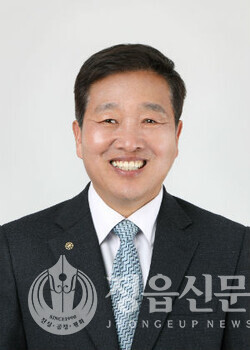 국민주권 정치개혁 행동연대상임대표 김용채. 